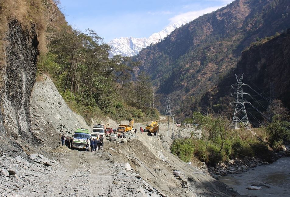 Maldhunga–Beni Road to close for seven hours each day until December 6