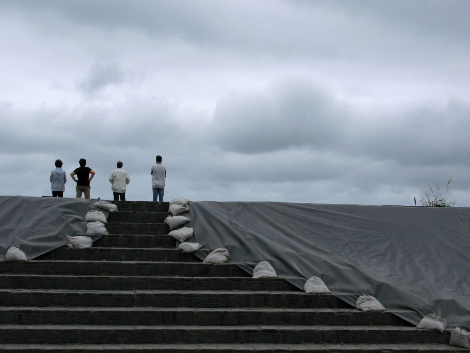 Japan issues tsunami advisory following 6.7 magnitude quake