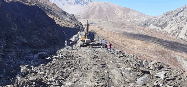 Mustang-Dolpa road remains closed for 10 days