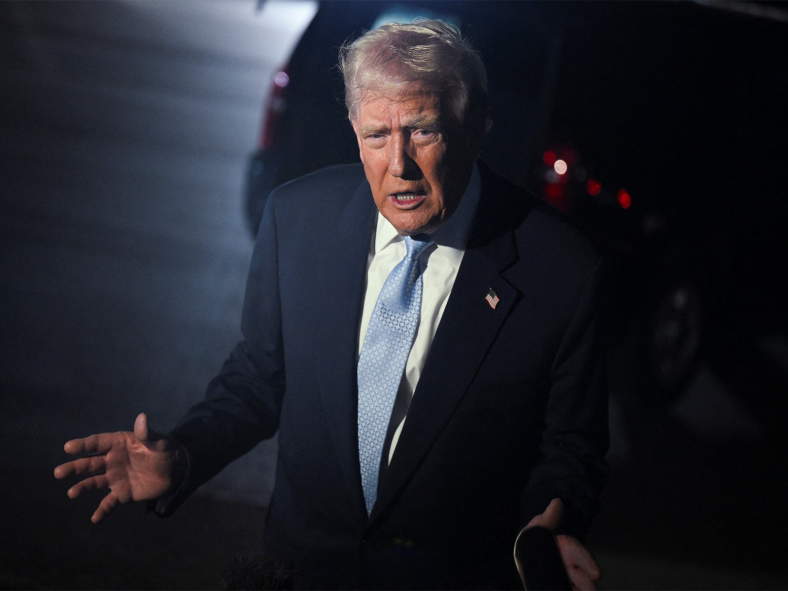 In reversal, Trump supports House vote to release Epstein files