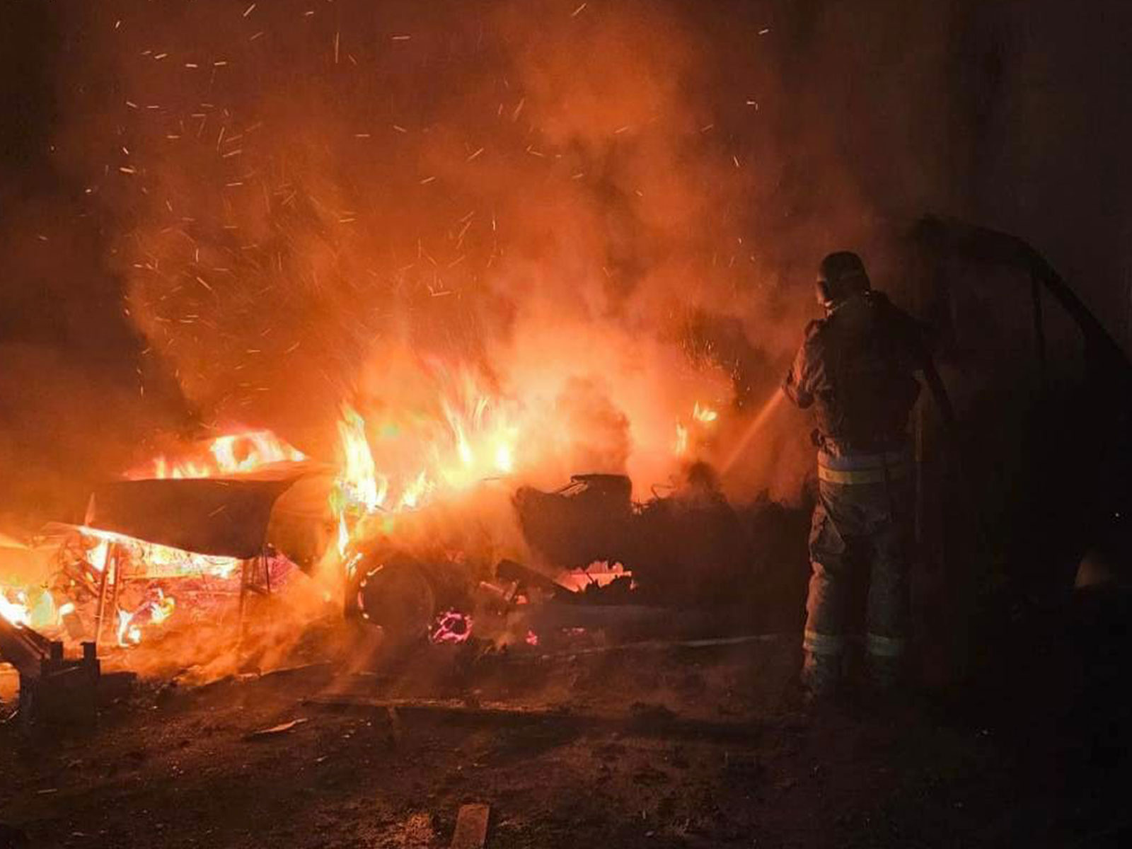 Russia strikes Kyiv with missiles, drones ahead of Trump-Zelenskyy meeting as peace talks continue