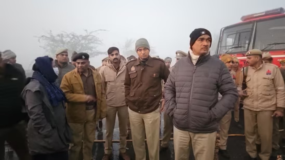 4 dead as buses collide, catch fire in north India