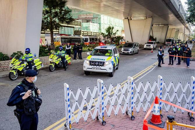 Eight dead, including children, in China SUV crash