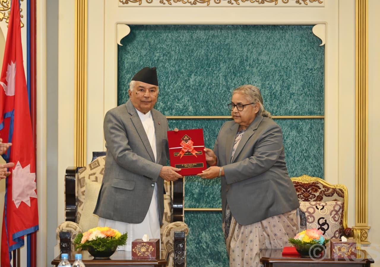 President asks govt. to solely focus on election