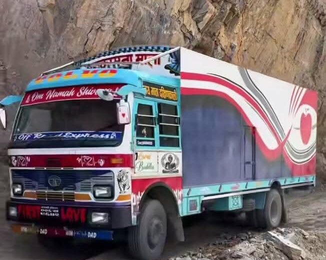 Rasuwagadhi border crossing resumes around after six months