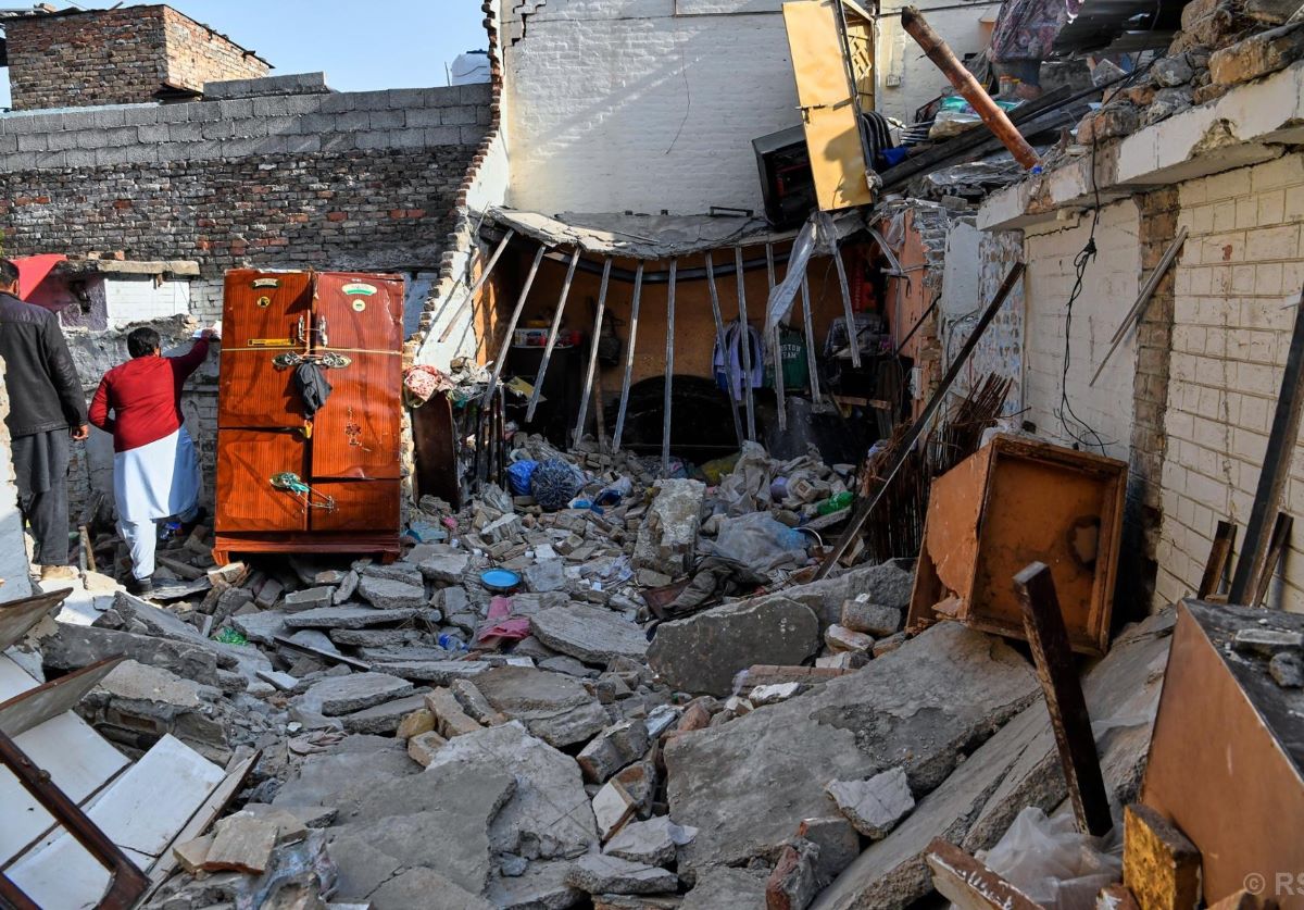 Bride and groom among 8 killed in gas cylinder blast at wedding in Pakistan’s capital