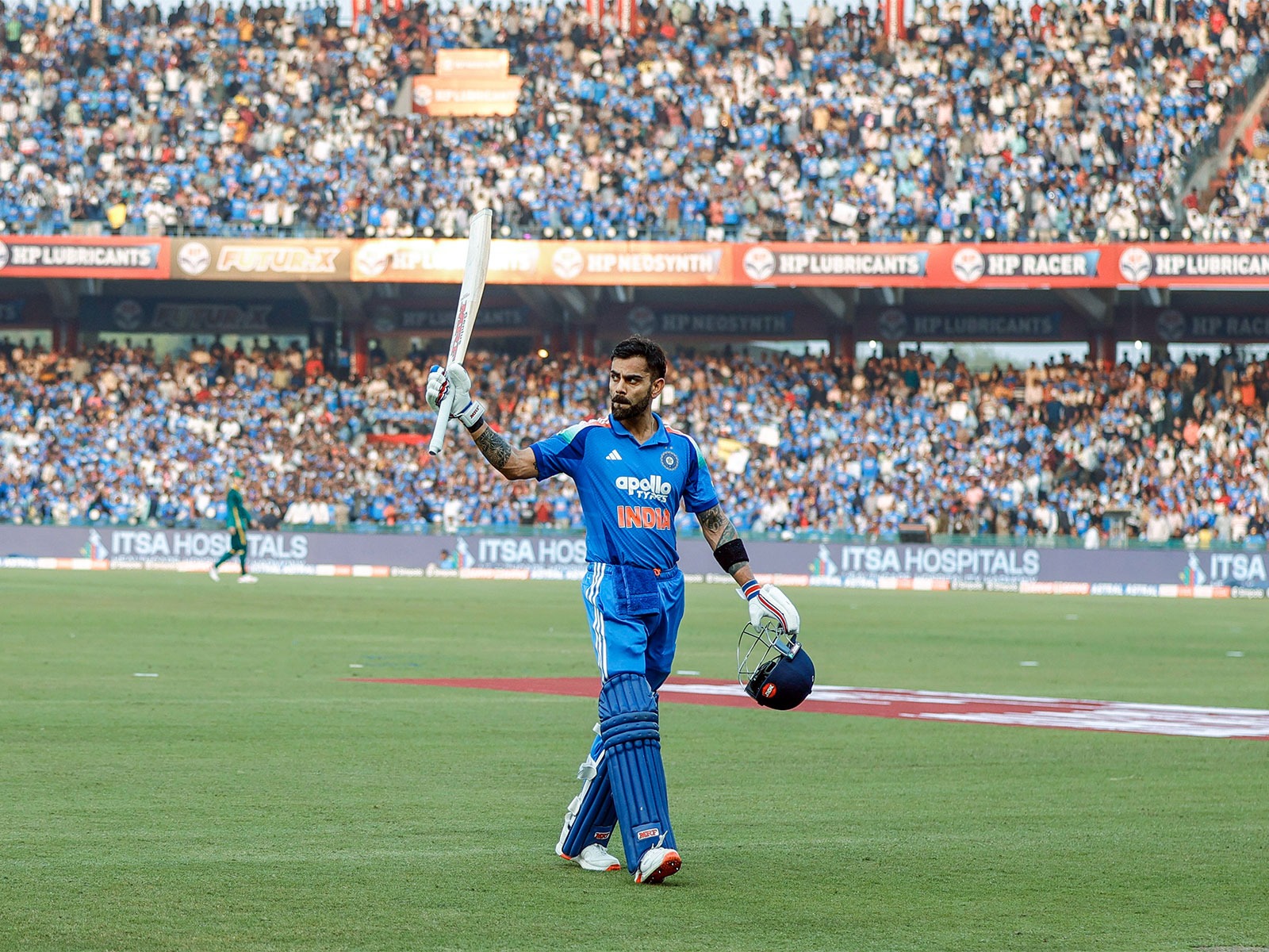 Virat Kohli surpasses Sangakkara to become second-highest run-scorer in international cricket