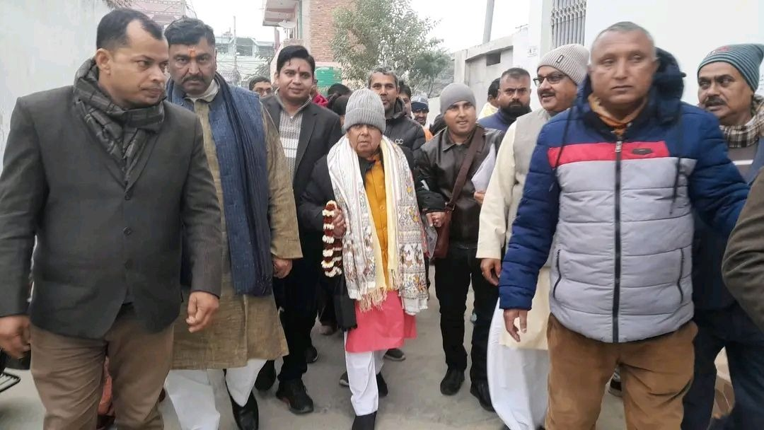 Who after Mahantha Thakur in Mahottari?