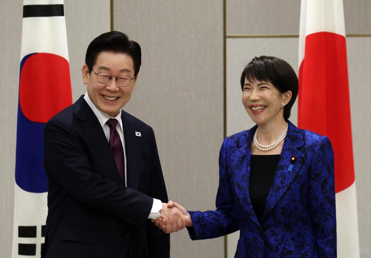S. Korea, Japan leaders hold summit talks to strengthen bilateral relations