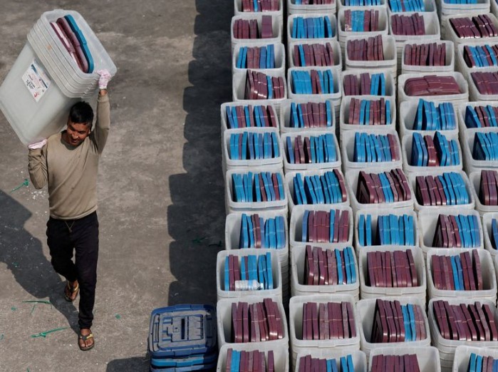 Election Commision faces criticism over inaction on code violations