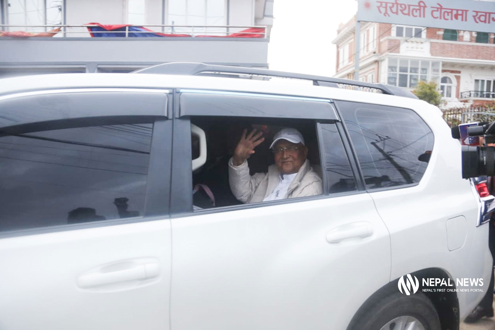 Former Prime Minister Oli arrested from residence in midnight, taken to Police academy