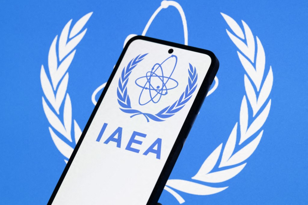 UN nuclear agency to hold extraordinary meeting on Iran Monday