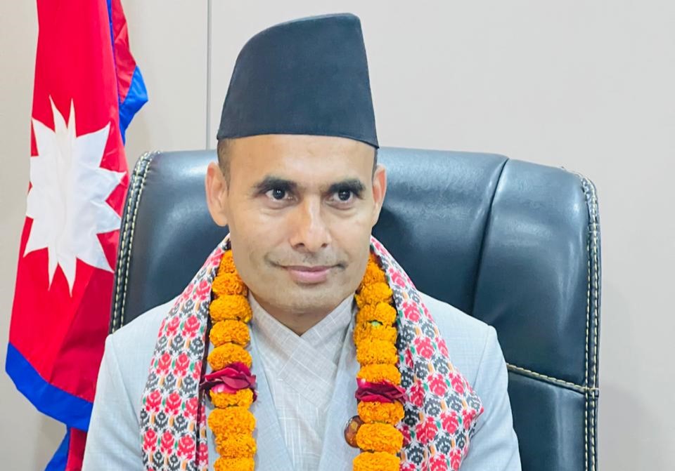Communications Minister Timilsina assumes office, emphasizes on team work