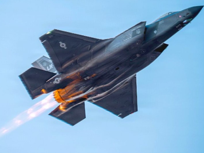 Iran claims ‘world’s first’ hit on US’ fifth-generation F-35 lightning 2; US officials confirm emergency landing