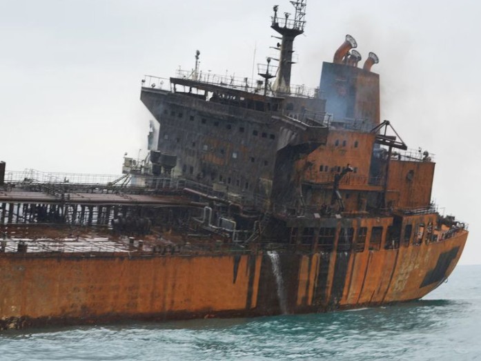 Bulk carrier targeted by “unknown projectile” off UAE coast; crew reported safe