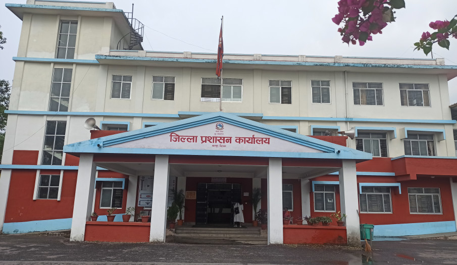 Administration directs education consultancies to receive permission