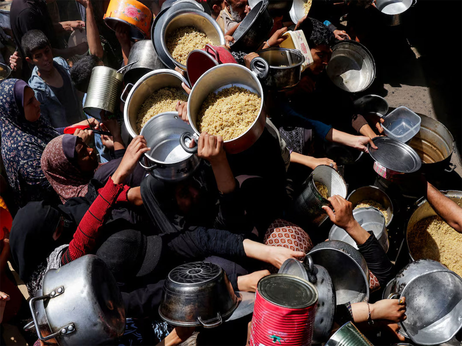 Over 13 mln Afghans struggle with food insecurity amid economic challenges: WFP