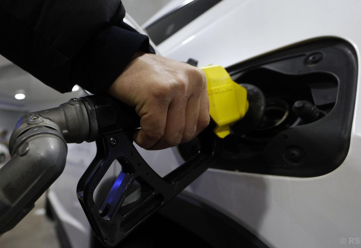 Japan records trade surplus as export growth balances out weak China demand