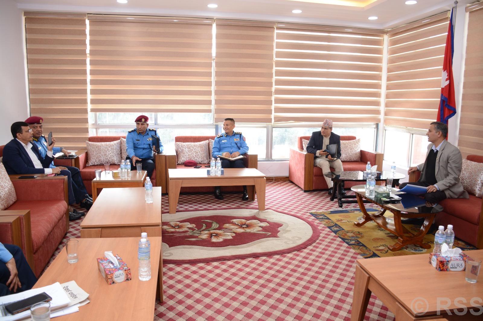 Home Minister discusses security arrangement for oath taking event