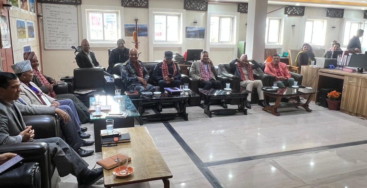 Home Ministry team monitoring voting
