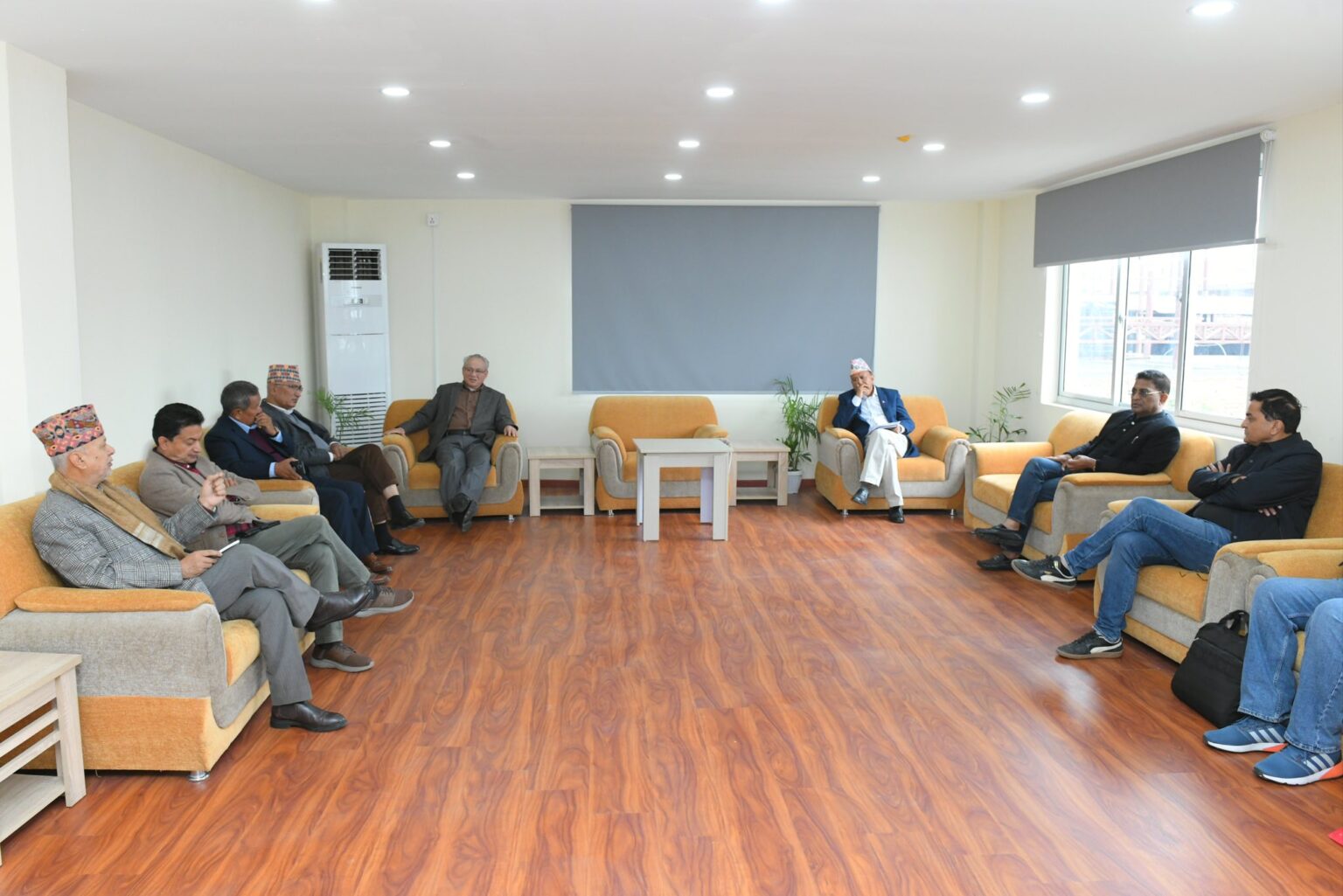 UML demands immediate release of former PM KP Sharma Oli, announces nationwide protests