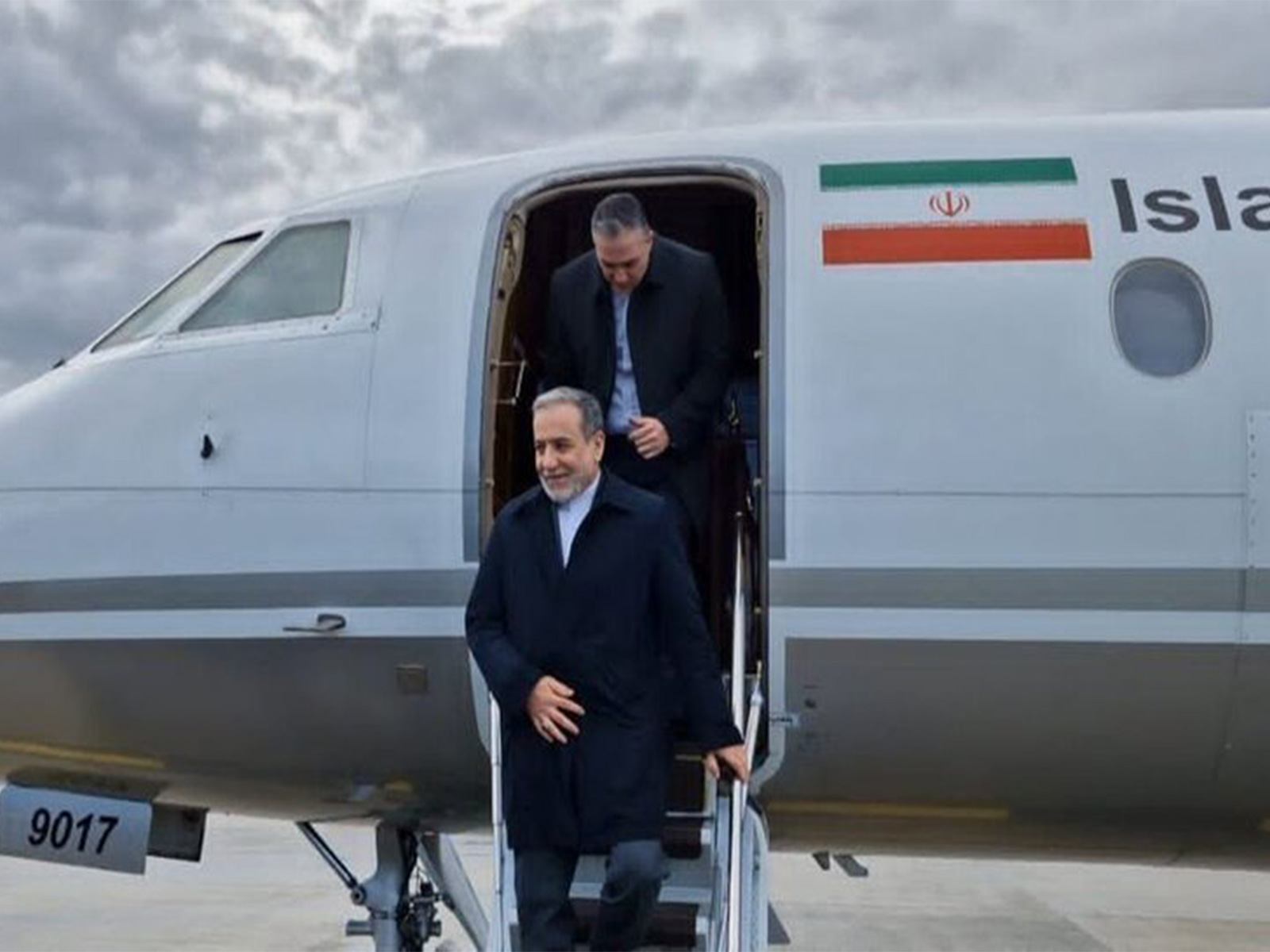 Iranian FM Araghchi arrives in Russia for talks with Putin amid regional peace push