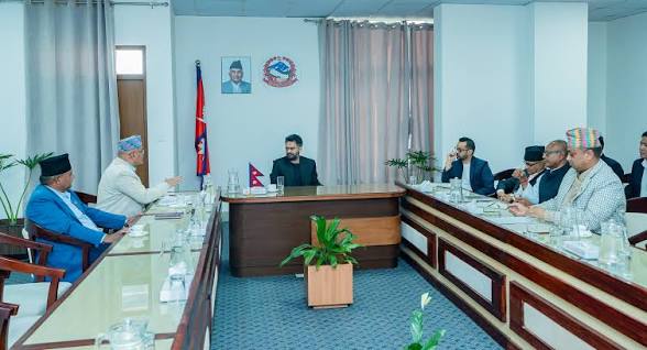 PM Shah discusses with CMs to resolve complexities of federalism implementation