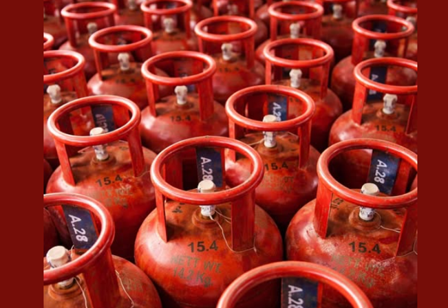 India hikes jet fuel, commercial LPG cost