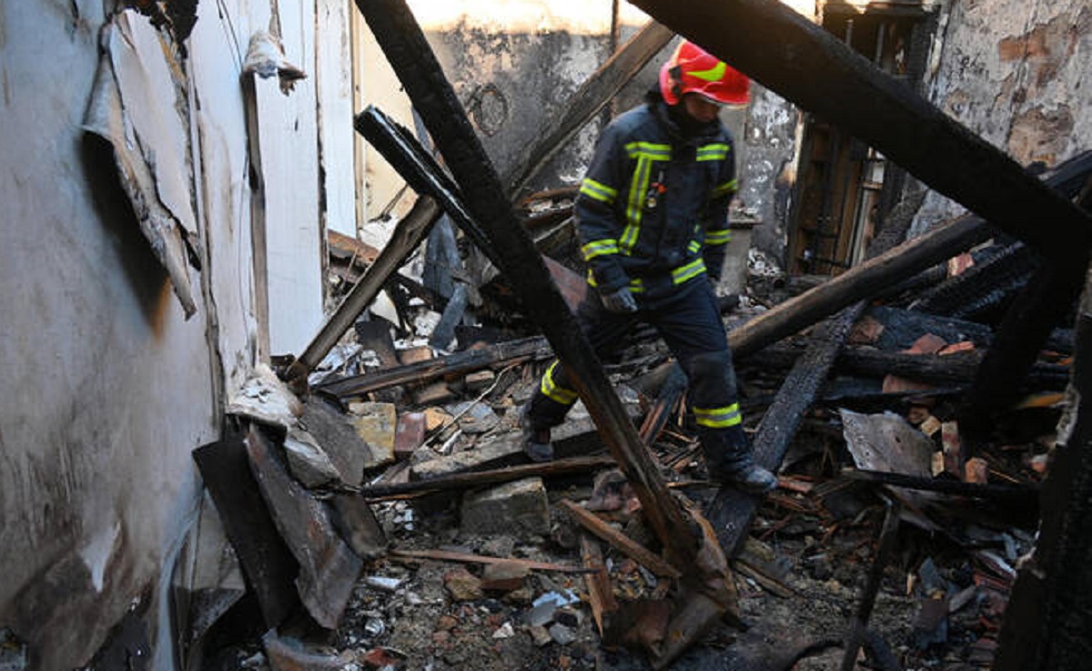 Ukrainian, Russian strikes leave four dead