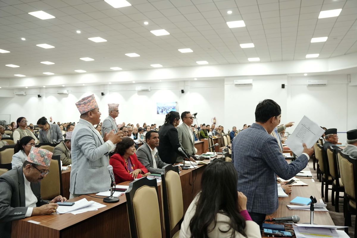 Tension flares in House of Representatives after PM Shah’s exit