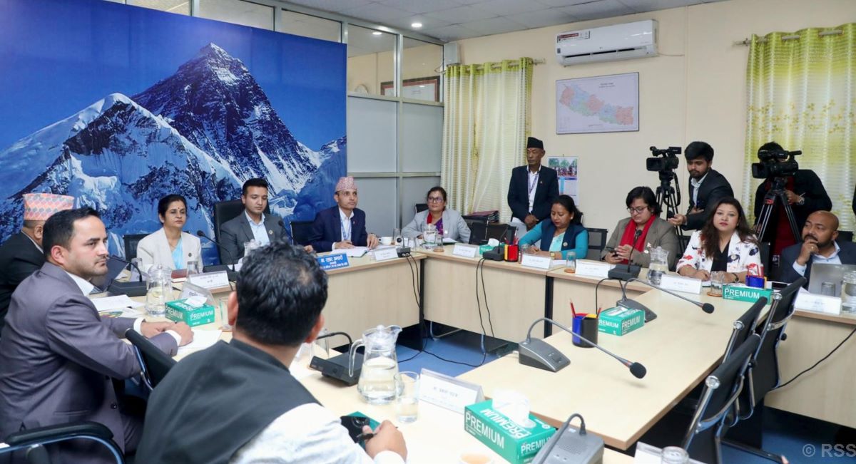 Government says fuel price cut not possible, cites IOC pricing