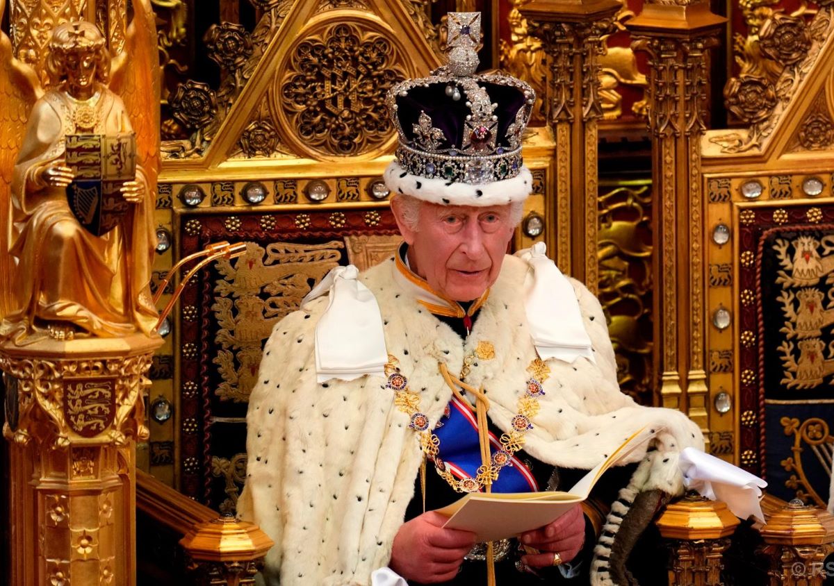 King Charles III will lay out UK government agenda as Starmer’s job hangs in the balance