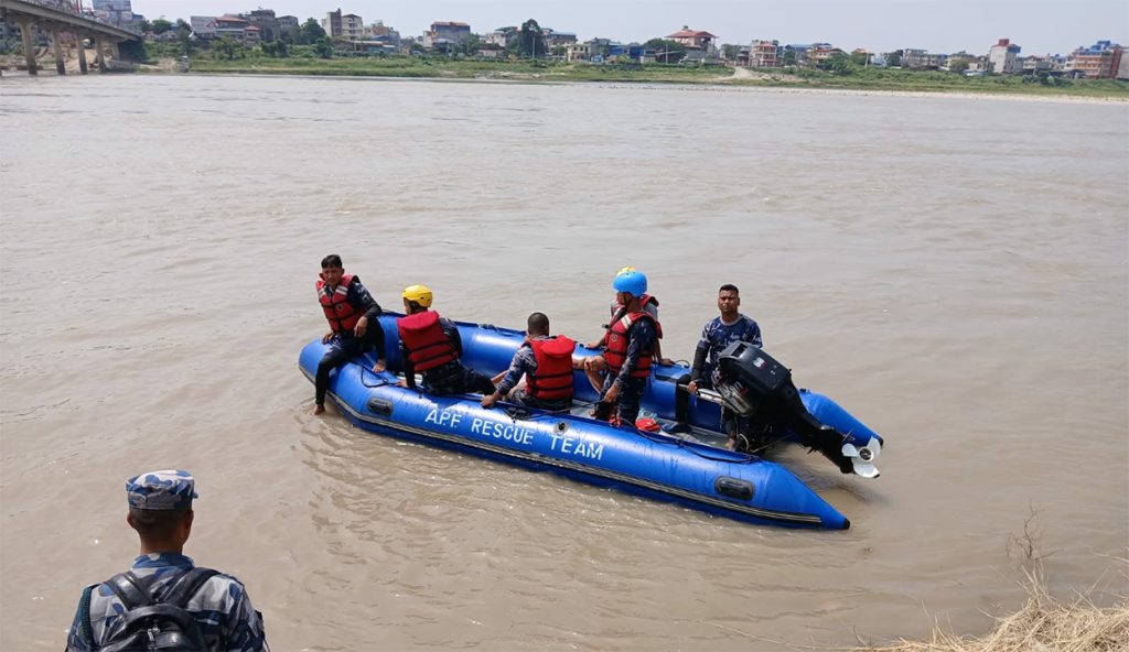 APF rescues elderly man from Narayani, youth saved from Bhote Koshi river