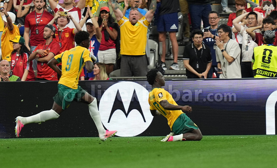 Irankunda makes history as youthful Socceroos upset Turkey