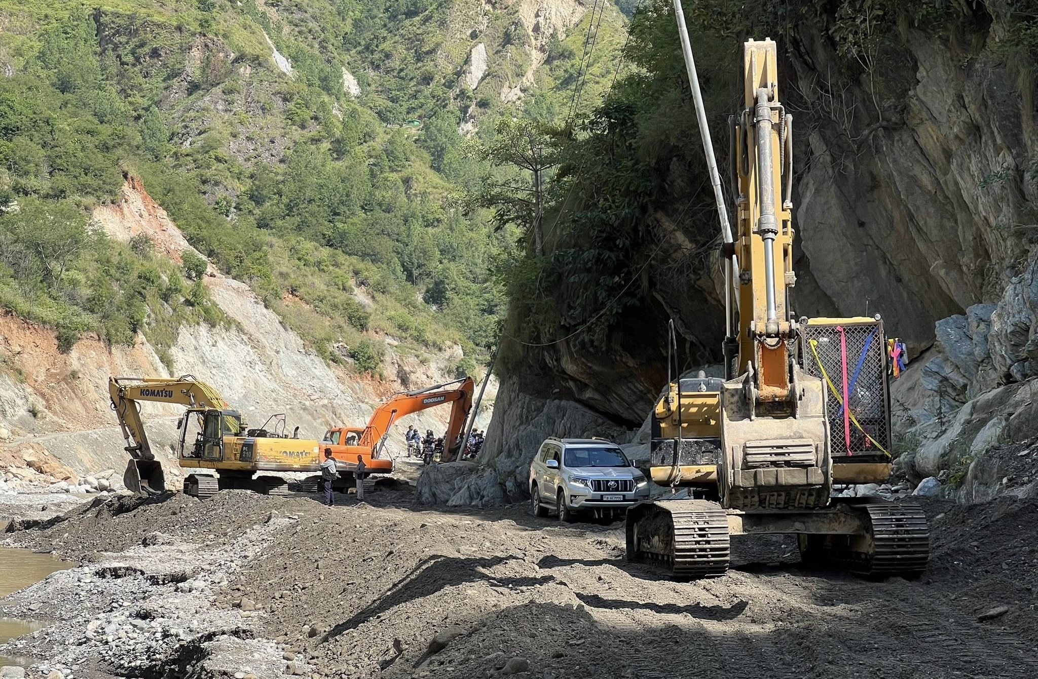 Preparations underway to route traffic via newly reconstructed tracks on damaged BP Highway