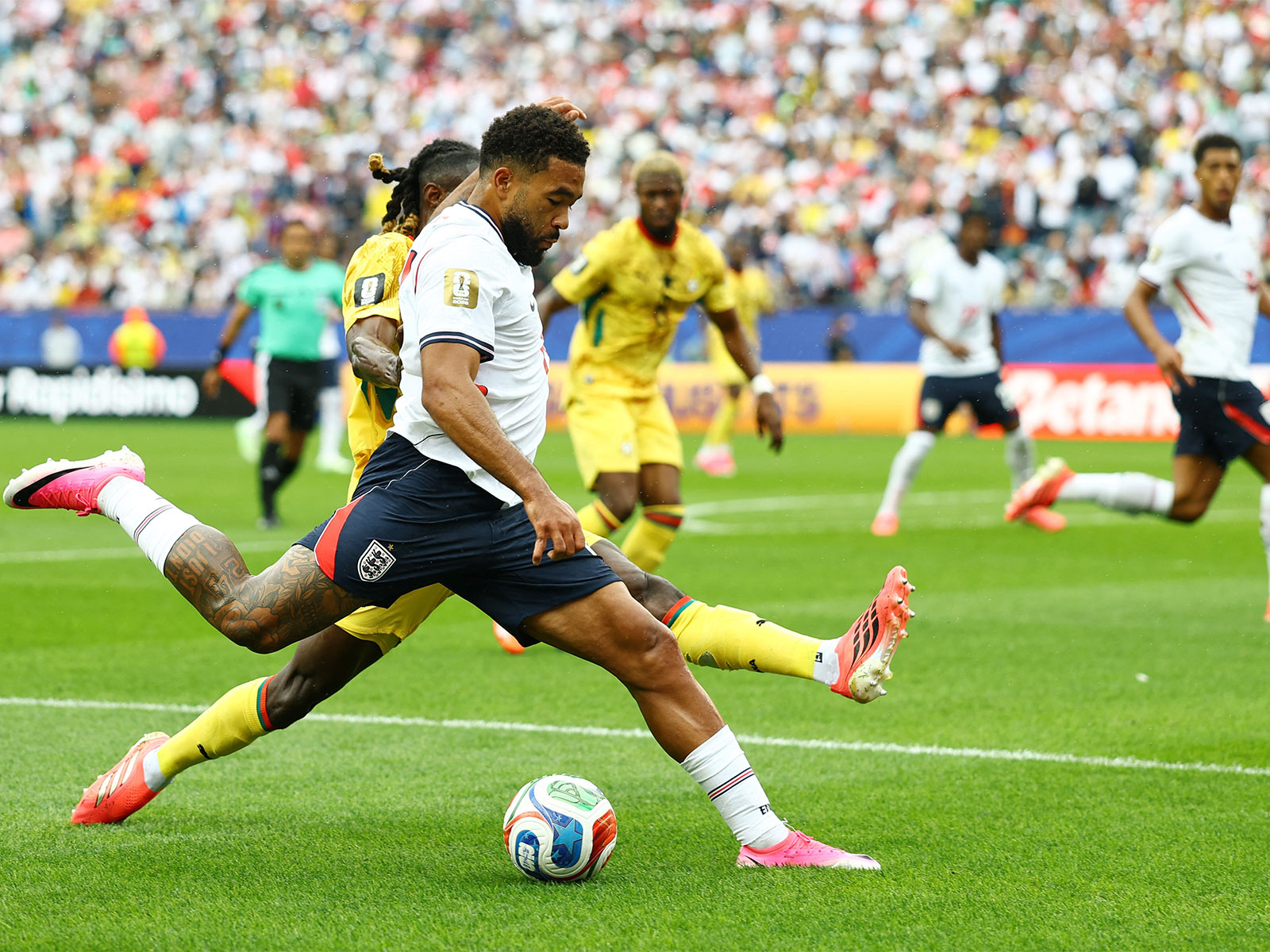 Ghana’s defensive masterclass earns goalless draw against England