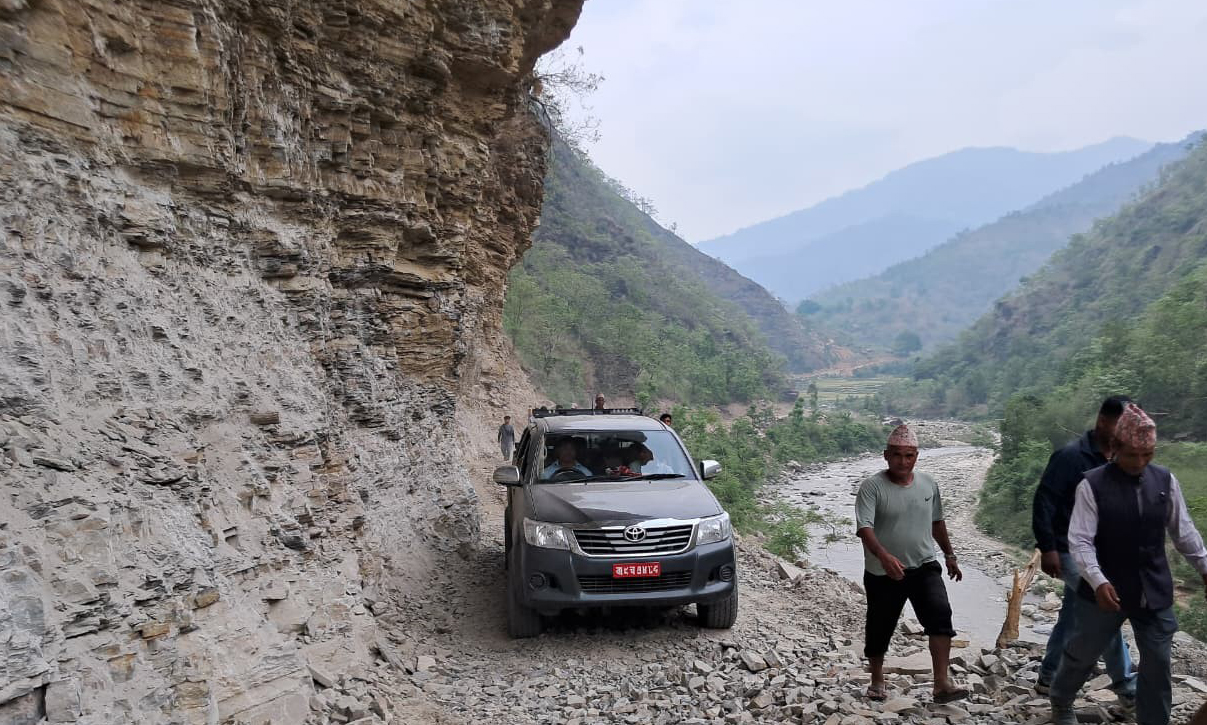 New road through Ghartibhir cliffs opens shorter route linking Diktel to eastern terai