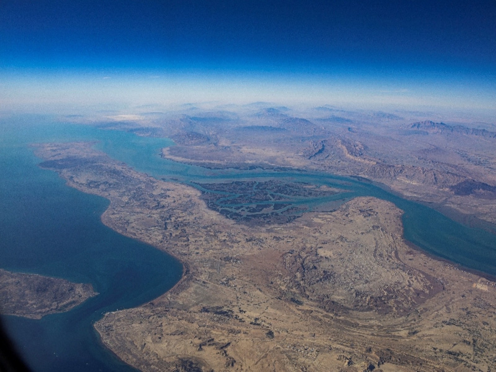 US Centcom says Iran does not control Hormuz after Tehran closes strait over Israeli strikes in Lebanon