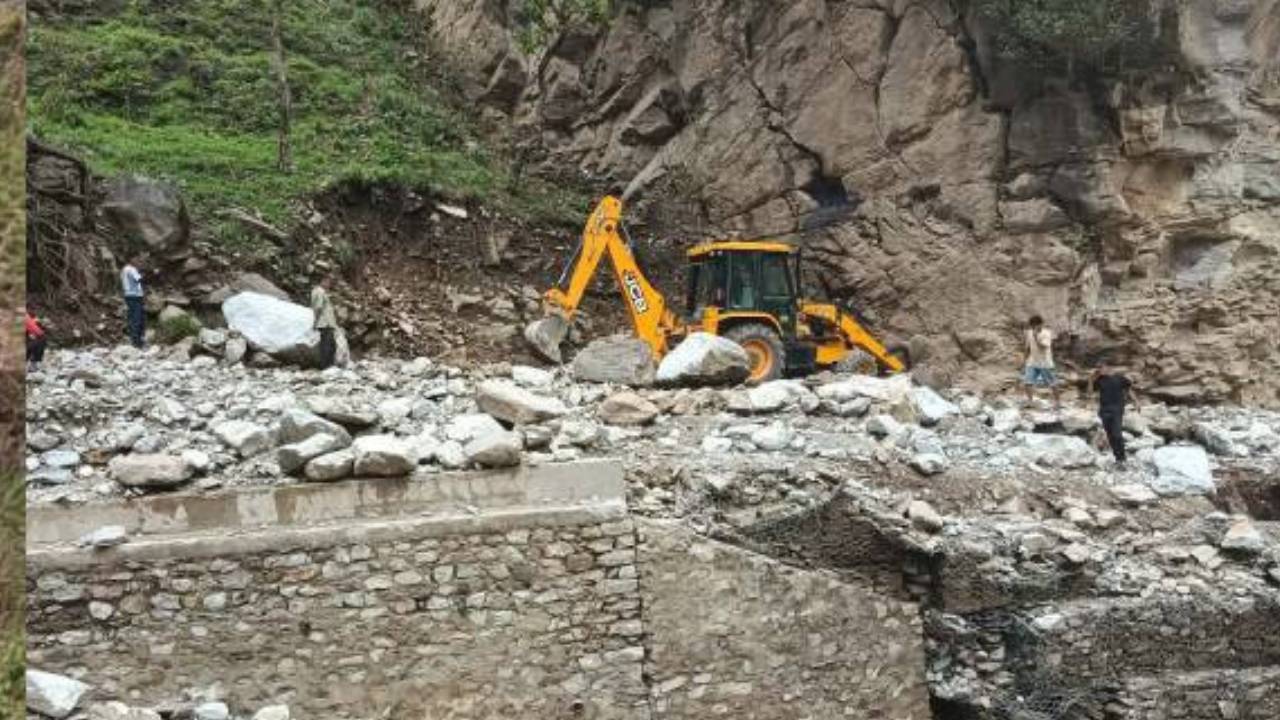 Karnali Corridor reopens for one-way traffic