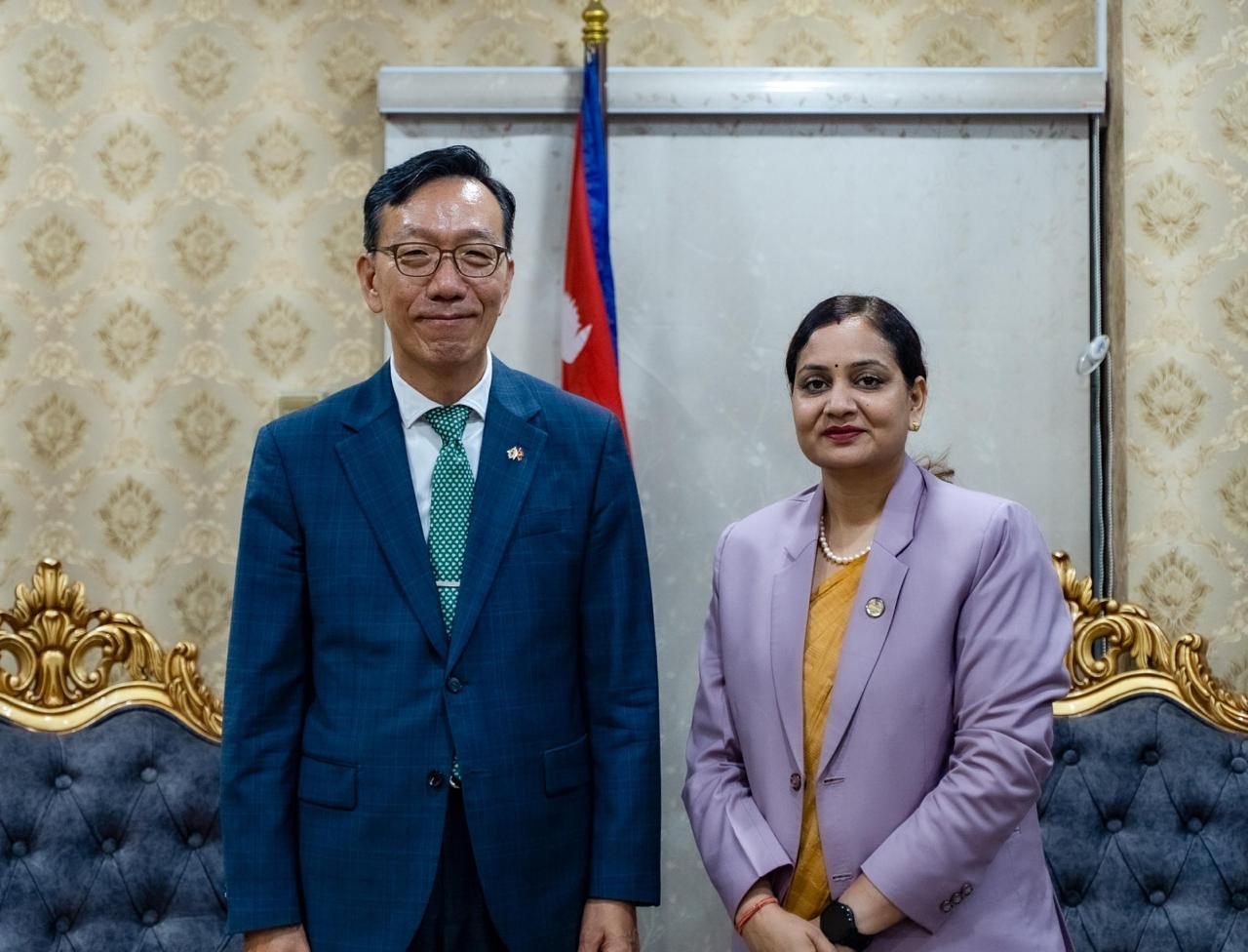 Nepal, South Korea discuss expanding cooperation in health sector
