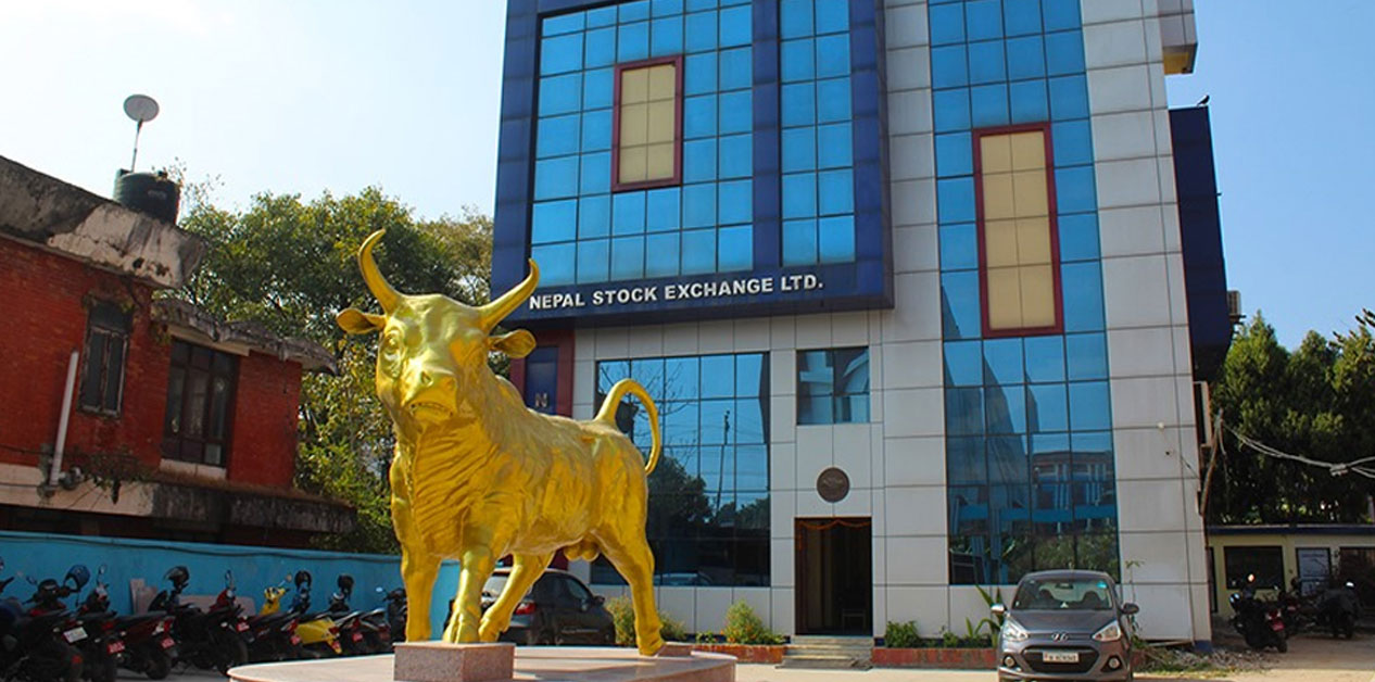 NEPSE decreases marginally to 2733.59 points, turnover rises to Rs 6 billion