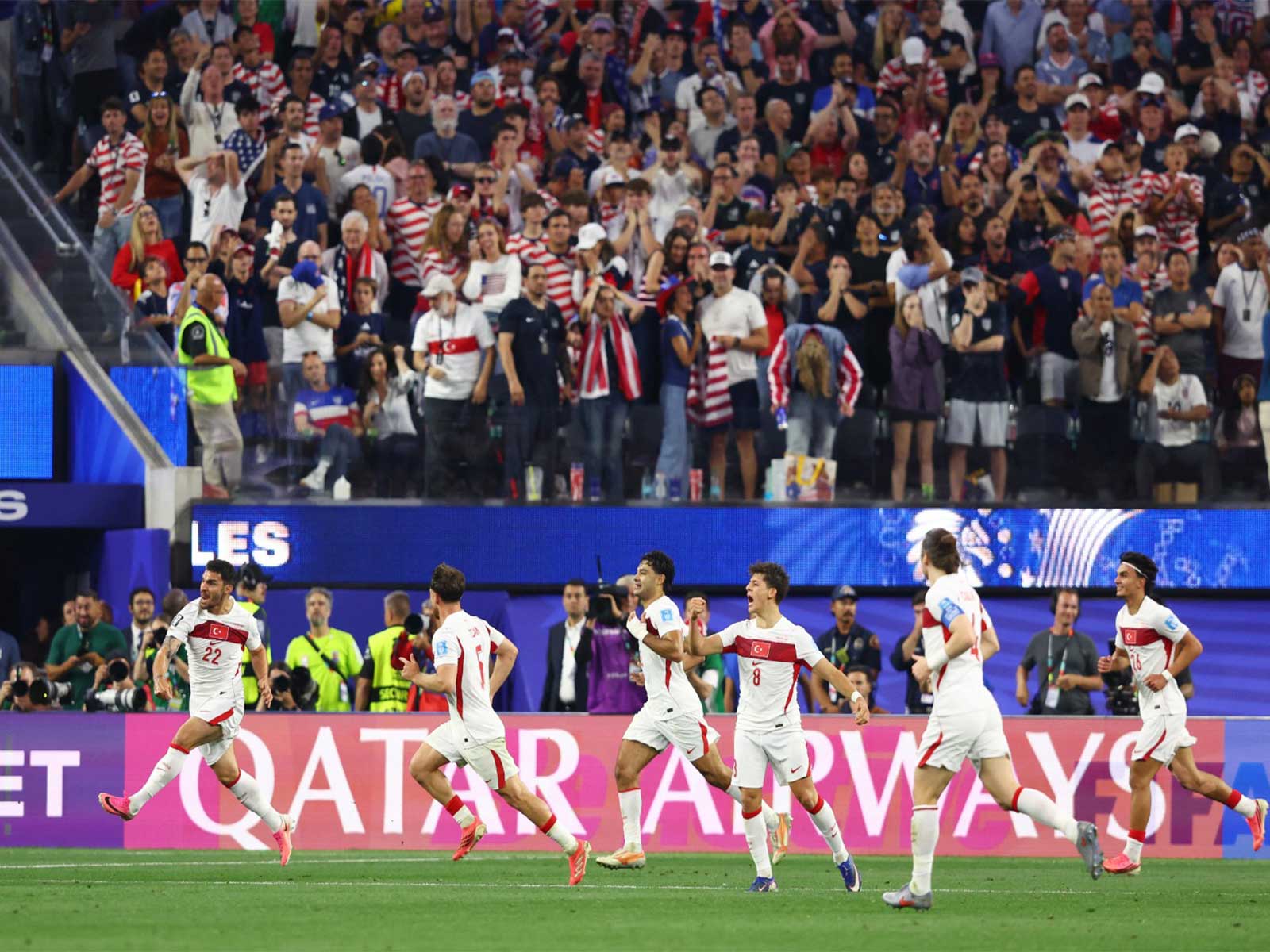 Kaan Ayhan’s stoppage-time goal seals Turkiye thrilling 3-2 victory over USA
