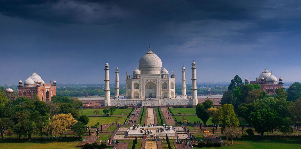 The Taj Mahal Saturday
