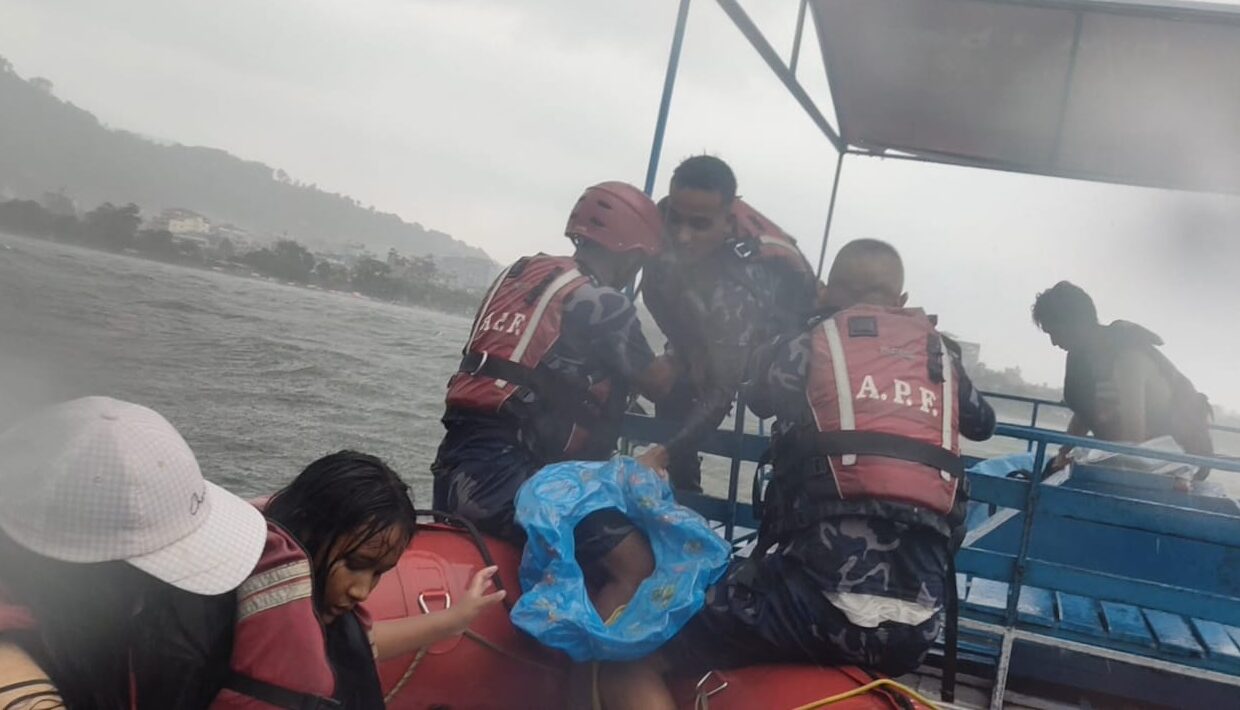 12 tourists rescued after storm strands boats on Phewa Lake