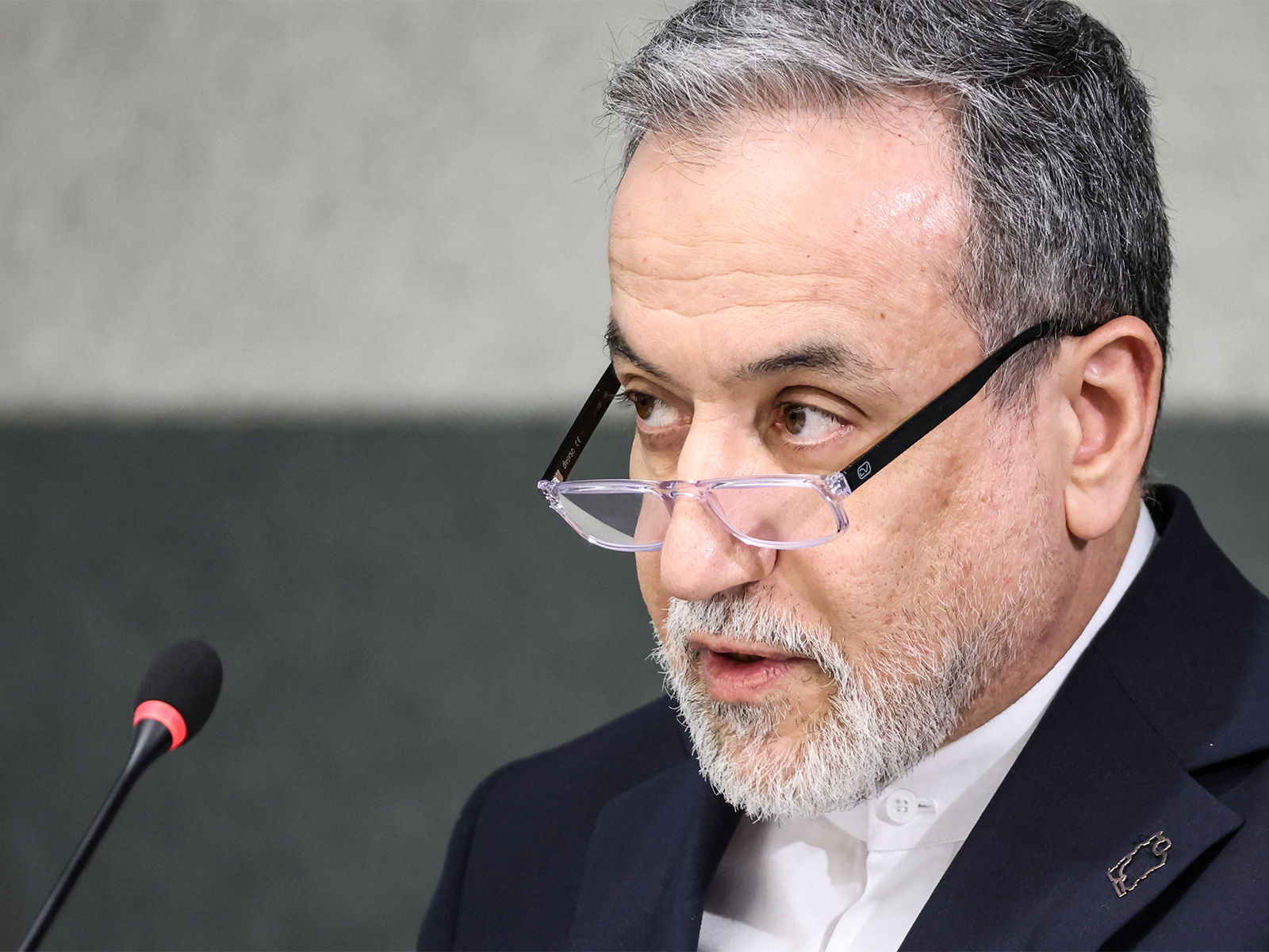 “Leave our region if you want to be safe”: Iran warns US amid escalating tensions