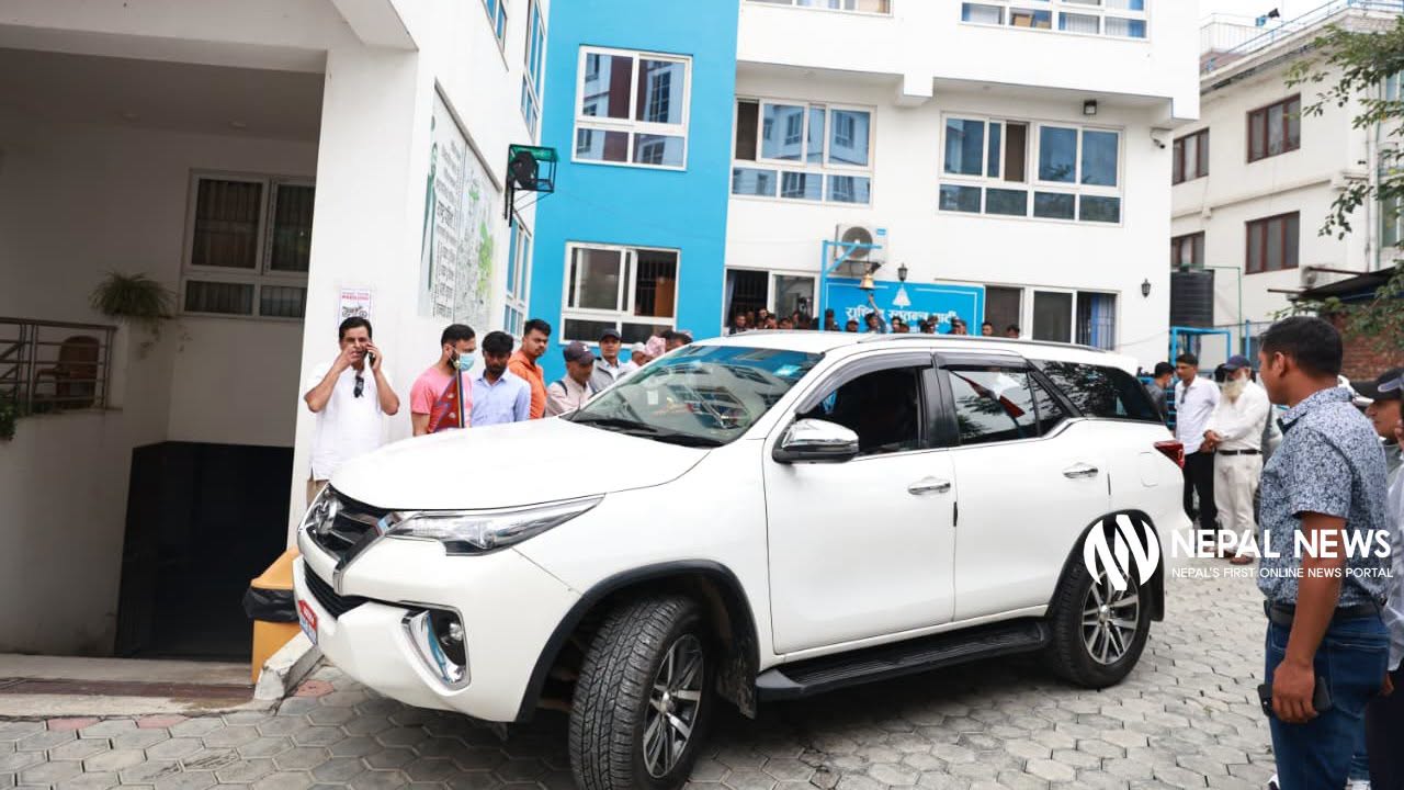 RSP chairman, ministers and MPs found using vehicles with tinted windows [Photo Feature]