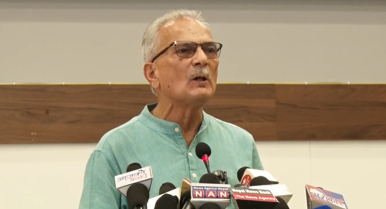 Baburam Bhattarai urges transfer of experience to new generation for national development