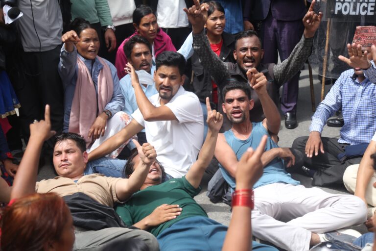 Ganesh Nepali’s family, supporters stage protest outside Bir Hospital [photo feature]