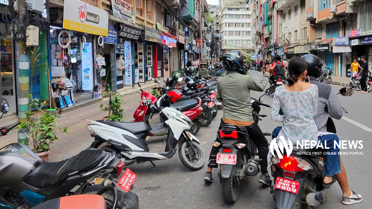 Parking chaos returns to Kathmandu as city police step back (Photo Feature)