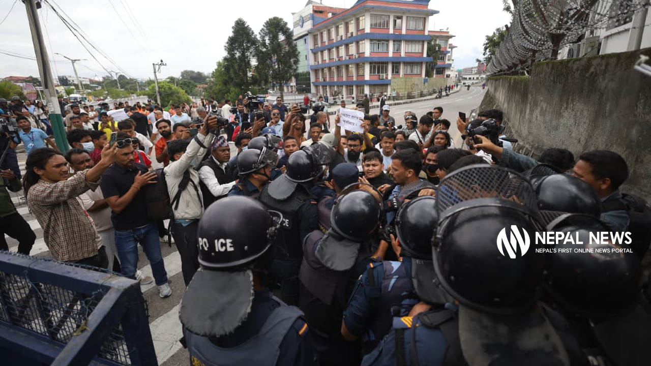 Security tightened at Bir Hospital after Nepali dies in self-immolation; Protests erupt at Maitighar (Photo Feature)
